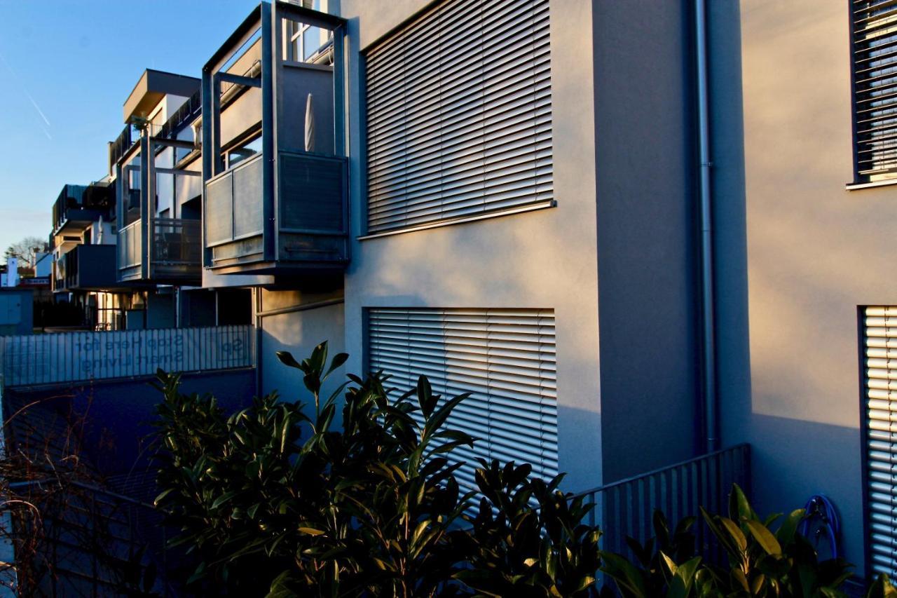Balcony/Pool/Free Parking Garage Studio Wina Bagian luar foto